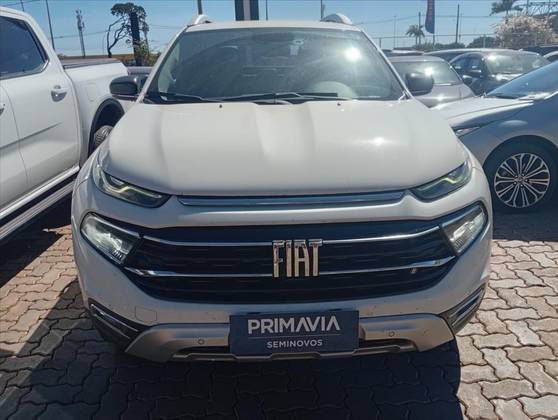 FIAT TORO 1.3 TURBO 270 FLEX VOLCANO AT6 FIAT TORO 1.3 TURBO 270 FLEX VOLCANO AT6